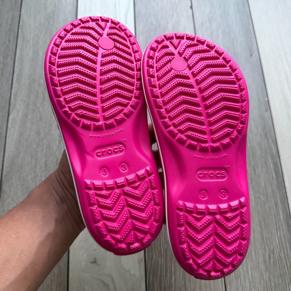 CROCS Kids Vibrant Pink Sandals - Picture 5 of 5